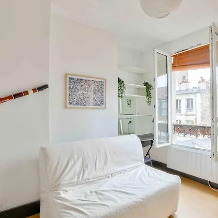 Studio Lumineux Proche Du Parc Des Buttes-chaumont Apartment Paris